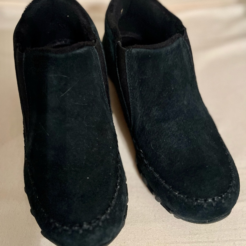 Skechers comfy boot